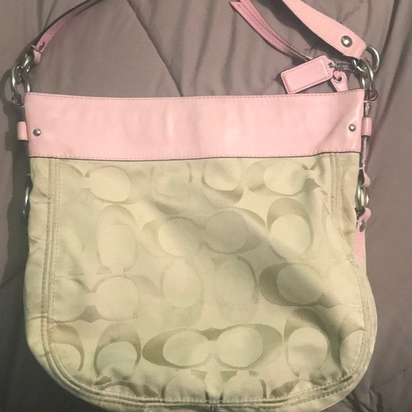 Coach purse - Picture 2 of 7